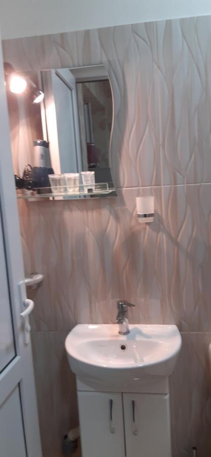 Tamara'S Apartament In Avlabari Тбілісі Екстер'єр фото