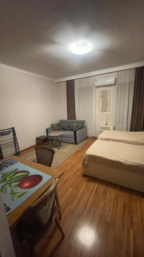Tamara'S Apartament In Avlabari Тбілісі Екстер'єр фото